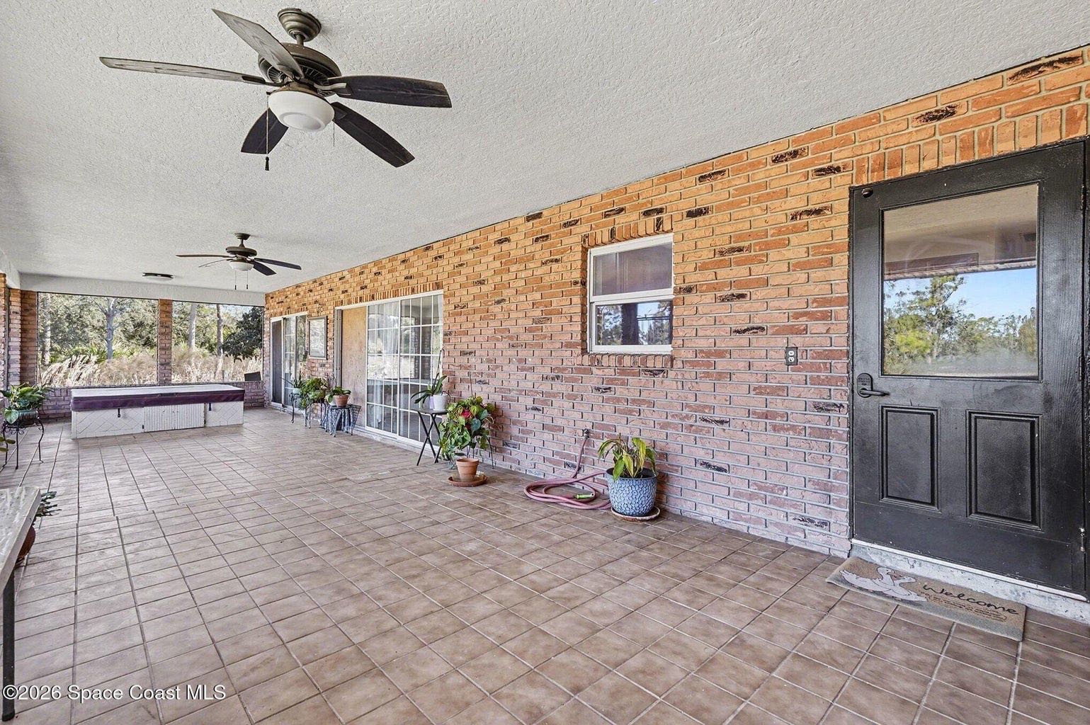 4950 Country Place, Grant, FL 32949