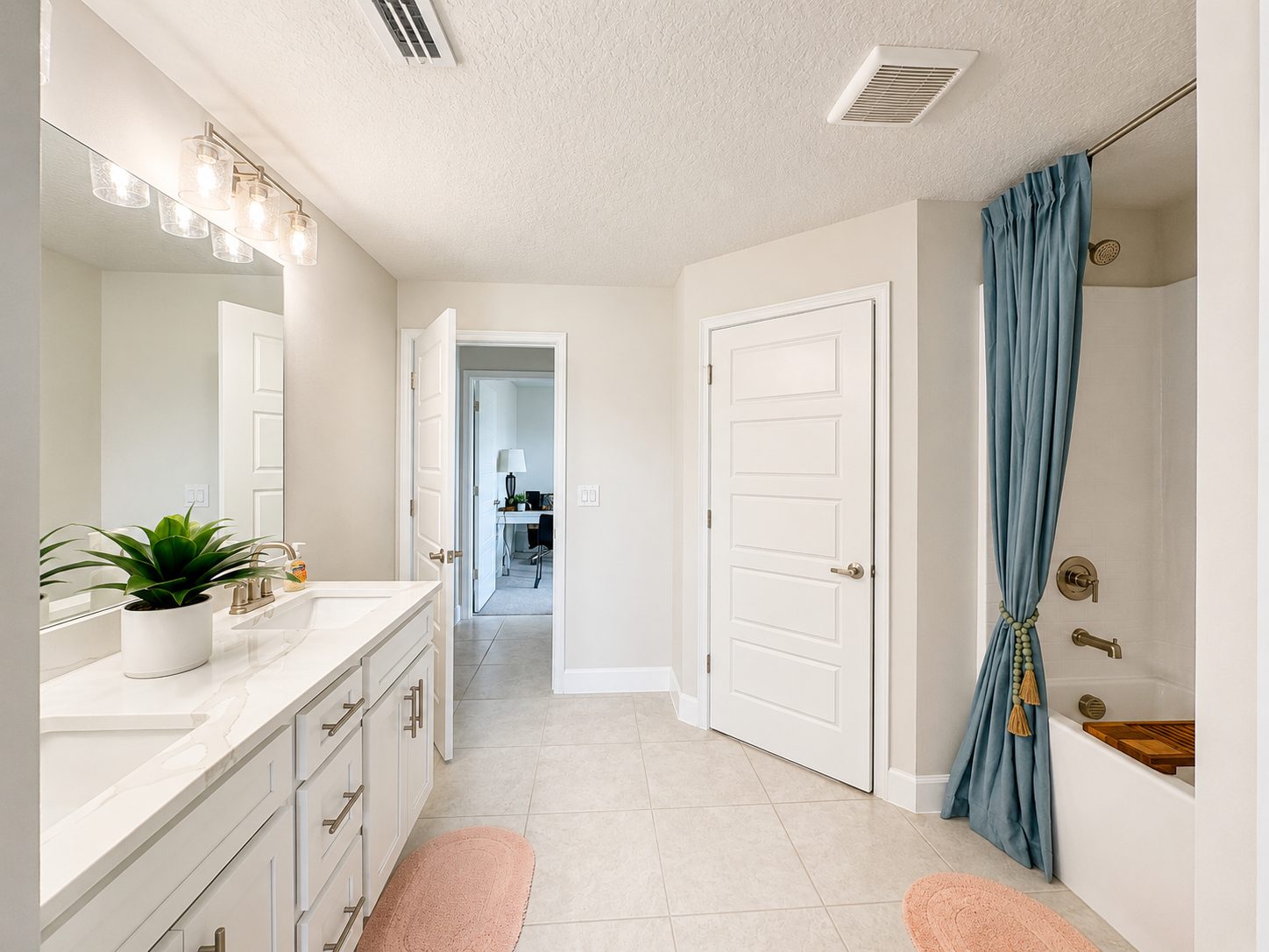 Adams Homes gallery image 3